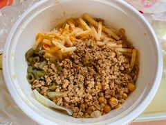 笋尖肉沫干拌粉-桂林米粉(洋桥店)