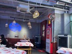 -老闵田螺馆·南昌市井菜·特色小吃(总店)