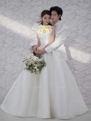 -角色婚纱摄影(中心店)