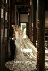 -雪中彩影婚纱摄影·微光艺术中心