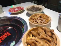 -卤校长重庆火锅(国兴店)