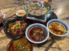 -冯烫烫跷脚牛肉·川菜小馆(武胜西街店)