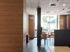 -麦当劳(乳山路店)