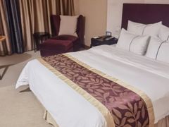 -上海中兴和泰酒店(张江高科地铁站店)
