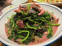 -黄泥岗·地道湖北菜(奥特莱斯店)