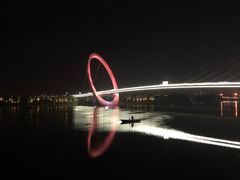-南京眼步行桥