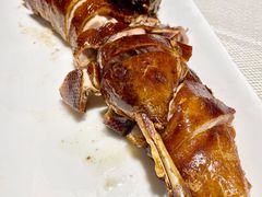 香酥樟茶鸭-渝信川菜(华盛店)