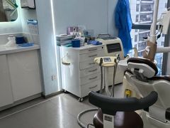 -极光口腔·矫正种植修复(锦江院区)