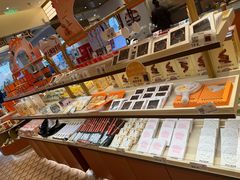 -沪上阿姨·臻选茶饮(上海环球港店)