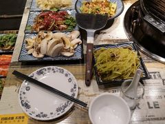-燚店·铁板鱼蛙·烤肉·烤串(北新桥店)