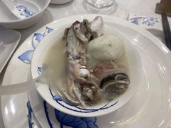 -香山湖家家宴(中山陵店)