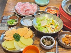 -韩景台烤肉(八大处店)