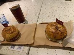 -必胜客(WOW中心城店)