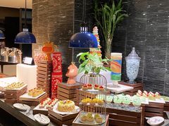 -BLU 全日制餐厅(上海安曼纳卓悦酒店)