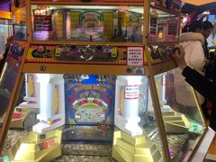 -爱玩嘉年华(龙湖杭州金沙天街店)