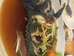 -拉威海鲜市场