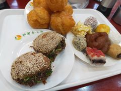 烧饼夹肉-护国寺小吃(地安门店)