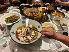 -绿草地·湘菜(酃湖师院店)