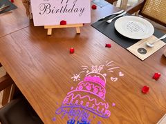 -Mark&Mars Restaurant