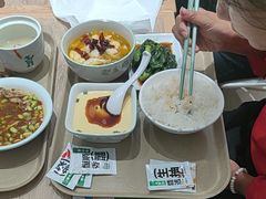 -老乡鸡(融科天地店)