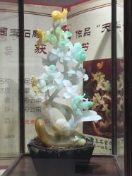 -北京七彩云南翡翠珠宝旗舰店(月坛店)