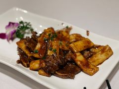 牛仔骨炒年糕-930私房菜(欧阳路店)