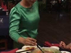 -Neary Khmer Restaurant