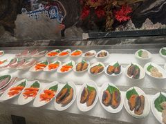 -雍容荟帝王蟹活龙虾展台自助(IFS黑金店)