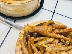 -卤校长重庆火锅(恒隆广场店)