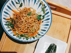 -喃喃椰·糟粕醋·椰子鸡火锅(七堡花园店)