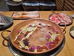 -洱火云南酸菜牛肉火锅(石景山当代商城店)