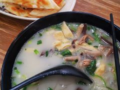 -鸭小妹鸭血粉丝(老门东店)