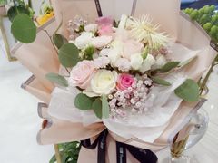-花邻FloweringLife花艺气球派对(武康大楼店)