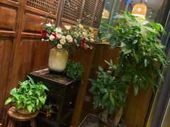 -泉畔人家·老济南经典鲁菜(大明湖店)