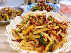 -江城燕子大排档(江汉路步行街店)