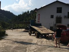 -大围山峡谷漂流
