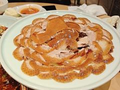 酥不腻烤鸭-红樱桃·欢乐餐厅(太原里店)