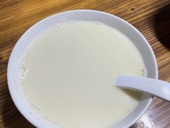 -云南大锅豆浆店