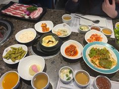 -肉加韩国料理·烤肉(金茂湾店)