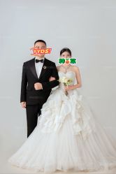 -雪中彩影婚纱摄影·微光艺术中心