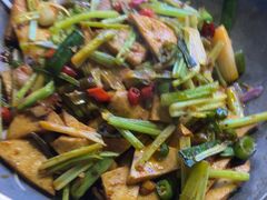 -路边边.炒菜烧烤.音乐餐厅(良乡长虹店)