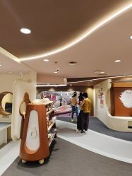 -奈尔宝·国风主题儿童乐园·亲子餐厅(豫园商城店)