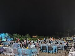 -亚龙湾希尔顿自助餐厅·海鲜·烧烤·沙滩BBQ·现场乐队