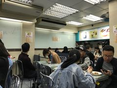 大堂-义顺牛奶公司