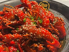 -肥肥虾庄·金牌油焖大虾(杨园滨江时代walk店)