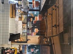 -Dough&Joe团憩(瑞虹天地月亮湾店)