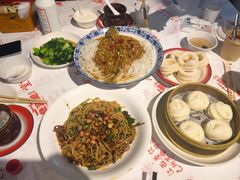 -堂瓦里·33年传统赣菜(第一街区店)