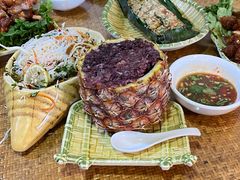 菠萝饭-傣家寨花园主题餐厅
