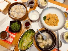 -馋三尺蟹粉小笼(人民广场店)