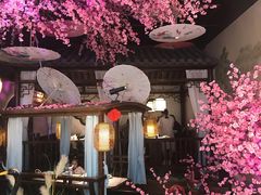 -韵秋荷(宝山龙湖天街店)